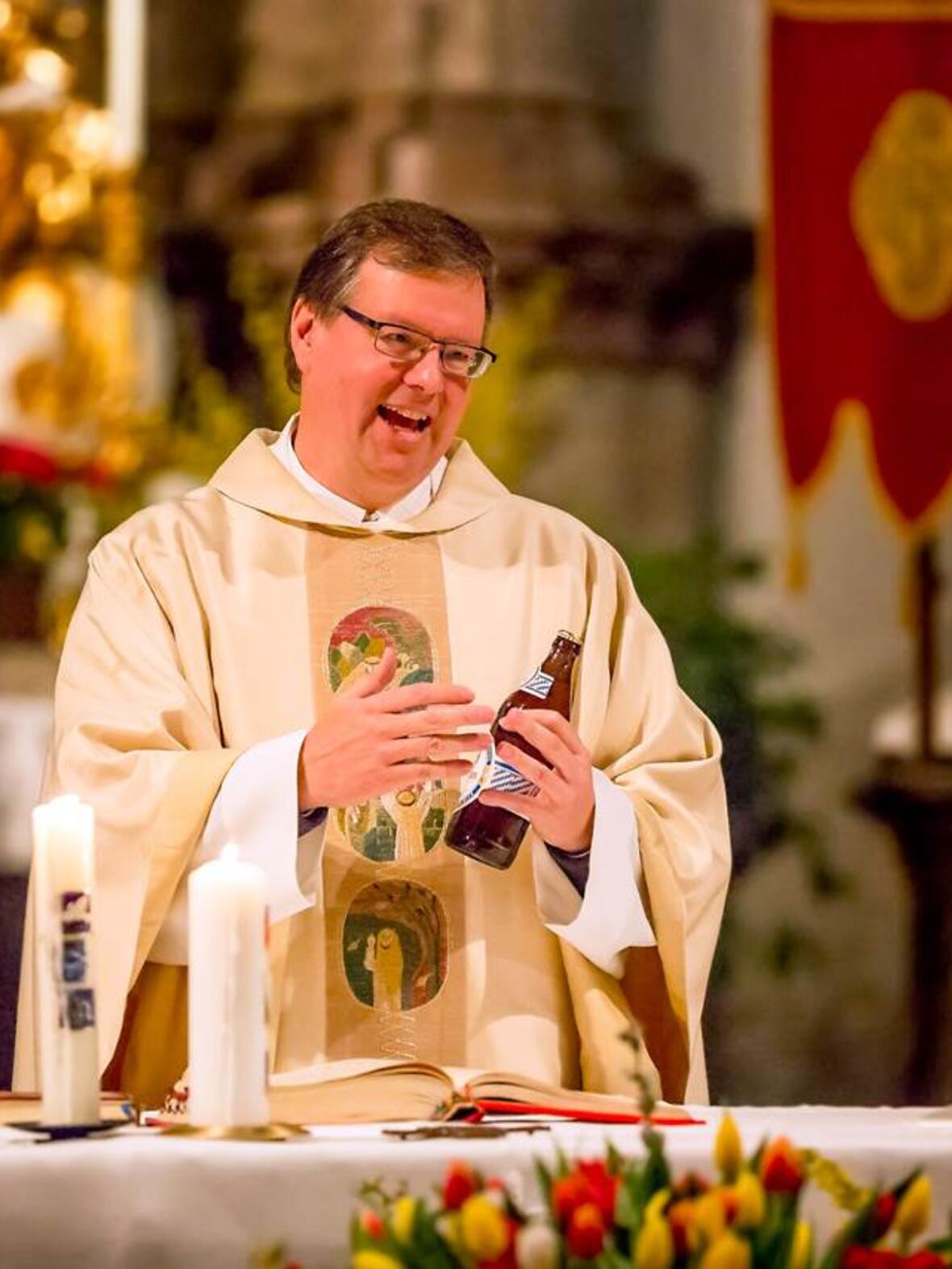 pfarrer-kohler-segnet