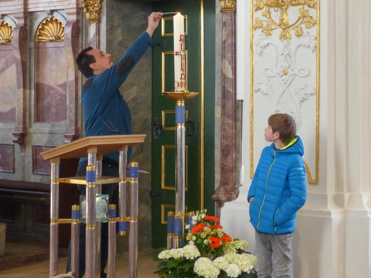 Kinder-Osterfeier in der Hofkirche