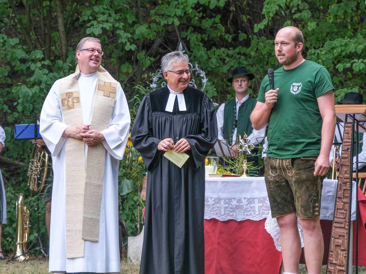 Kreuzsegnung beim Schützenverein Sehensand