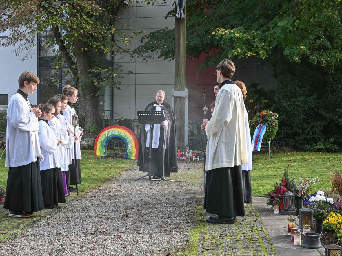 Totengedenken auf dem Alten Friedhof 