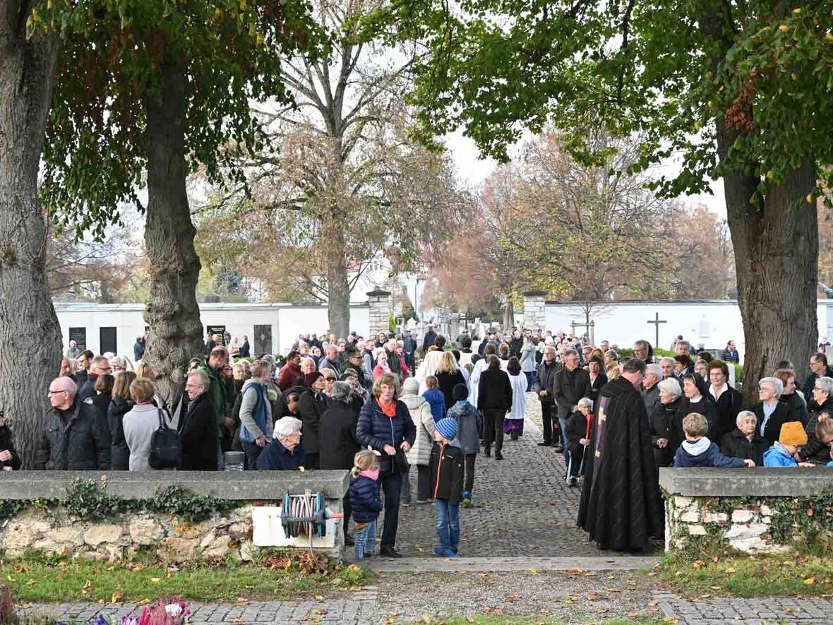 Totengedenken auf dem Alten Friedhof 