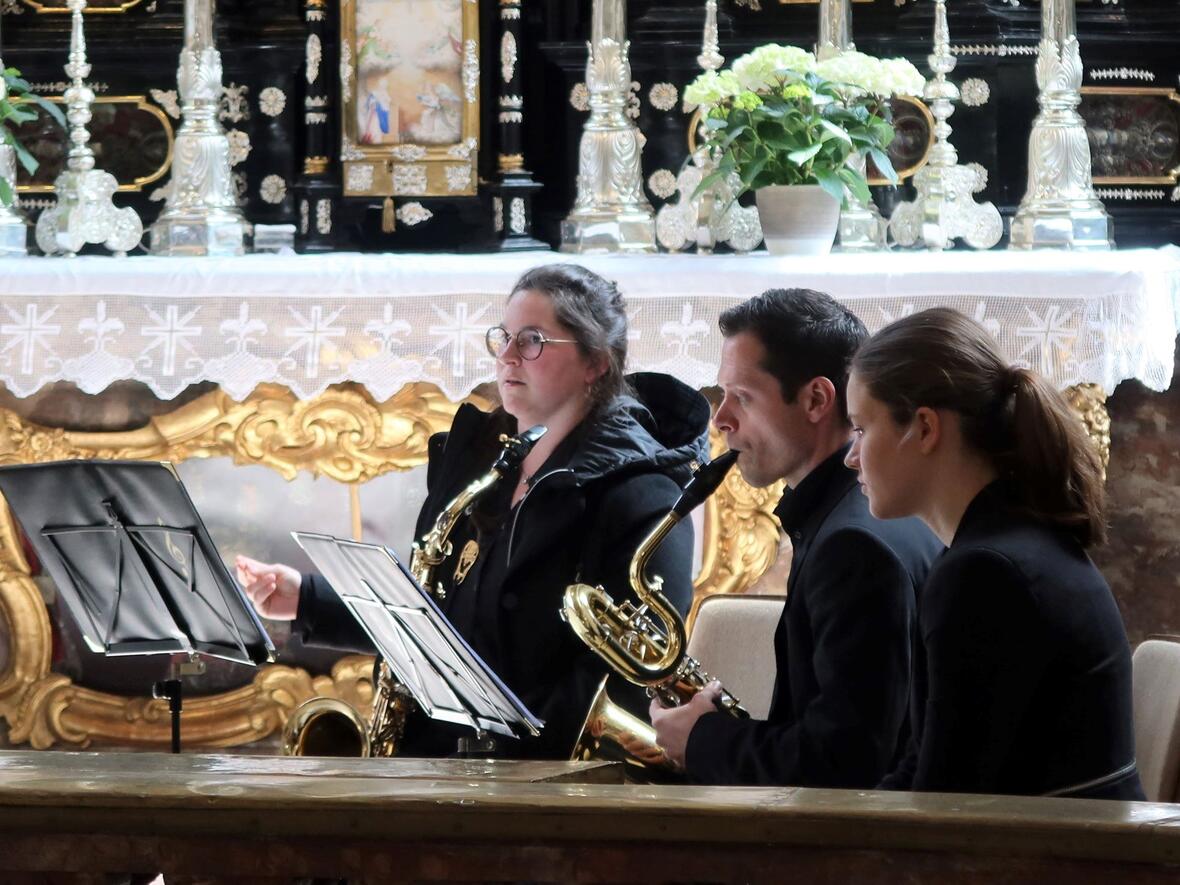 Musikalische Gestaltung durch das Saxtett