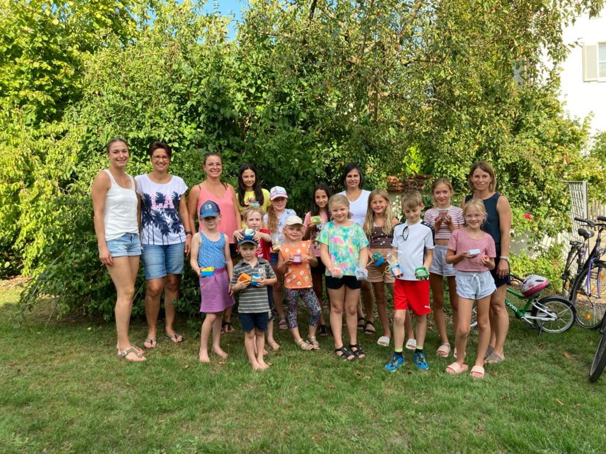 Fröhliche Teilnehmer beim Ferienprogramm in Rohrenfels