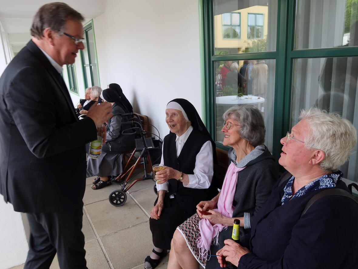 Abendmesse im Maria-Ward-Kloster