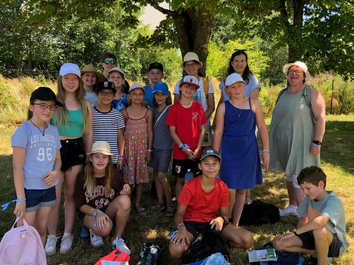 Fröhliche Teilnehmer aus Neuburg ...