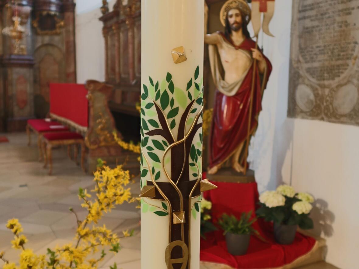 Triduum 2023 Osterkerze in Hl. Geist