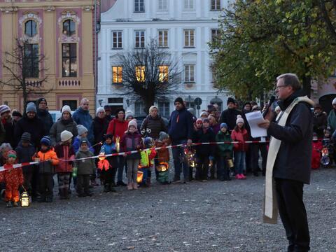 Martinsfeier auf dem Karlsplatz 2023