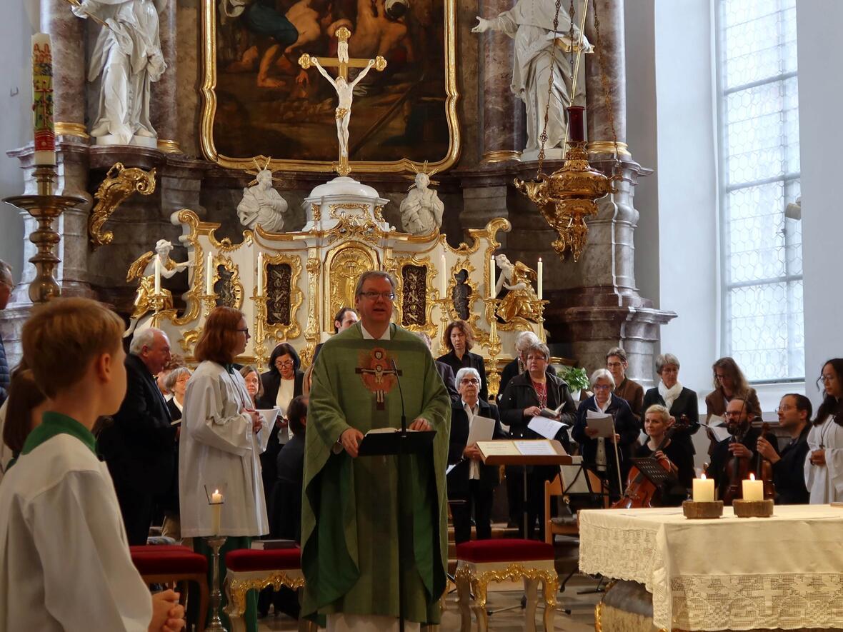 Pfarrer Kohler betonte die Bedeutung der Musik als Ausdruck des Glaubens.
