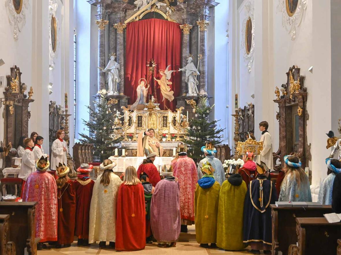 Sternsinger Festgottesdienst in St. Peter 2023