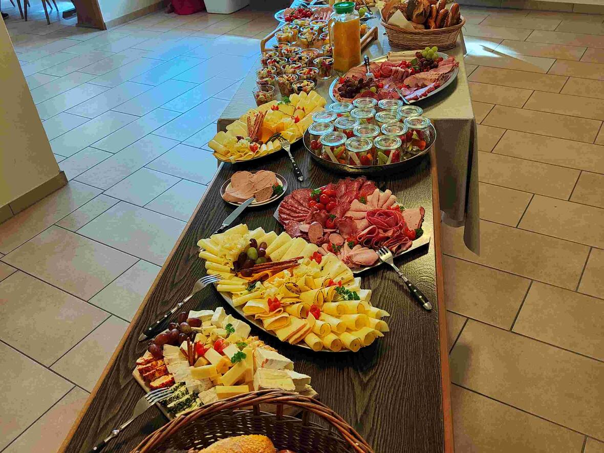 Ein wunderbares Frühstück stand bereit.