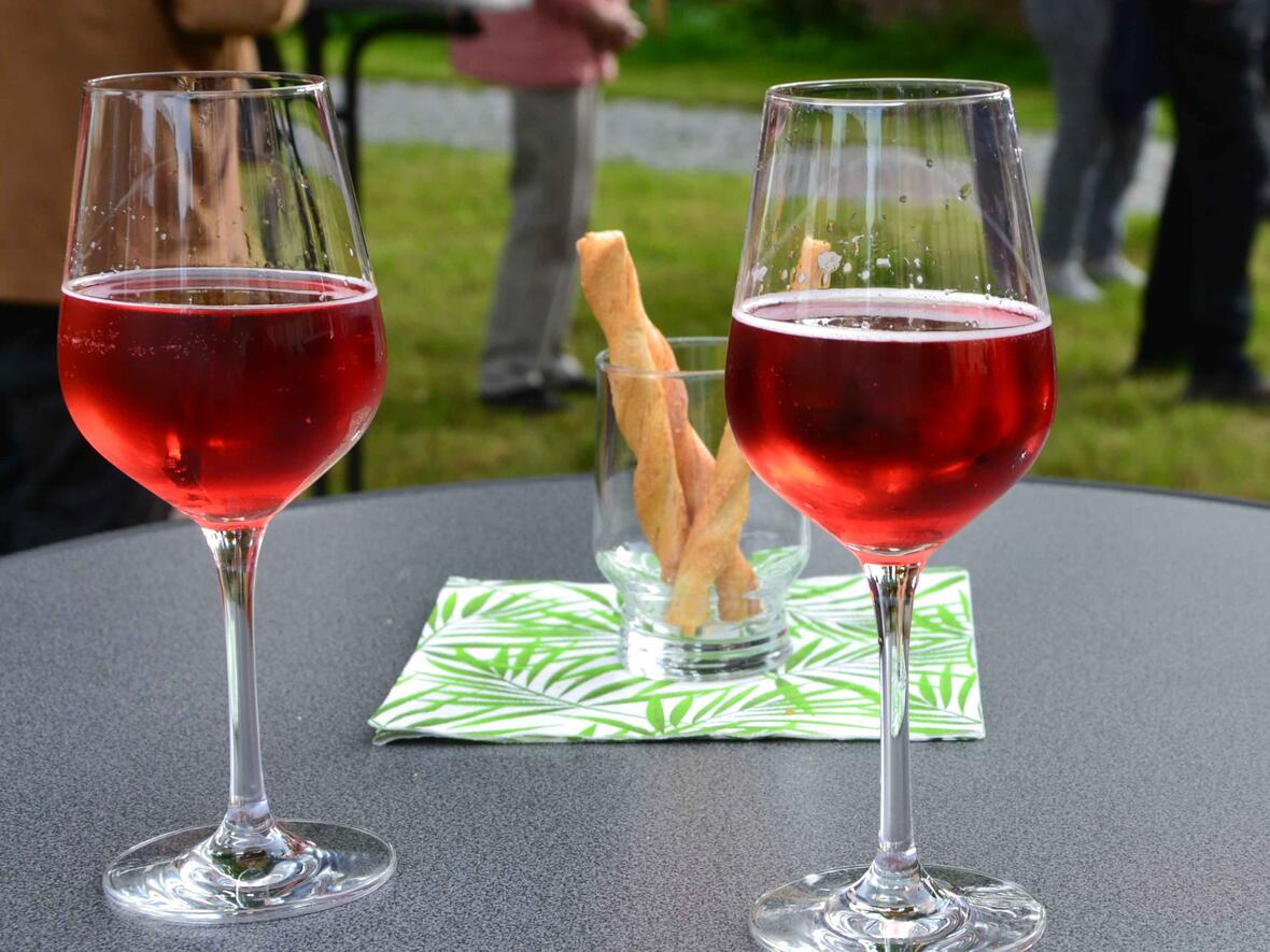 Dazu passt ein gutes Glas Wein.