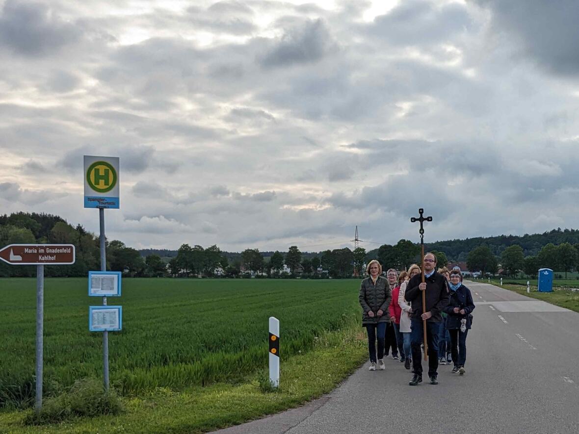 ... trafen sich die beiden Gruppen.