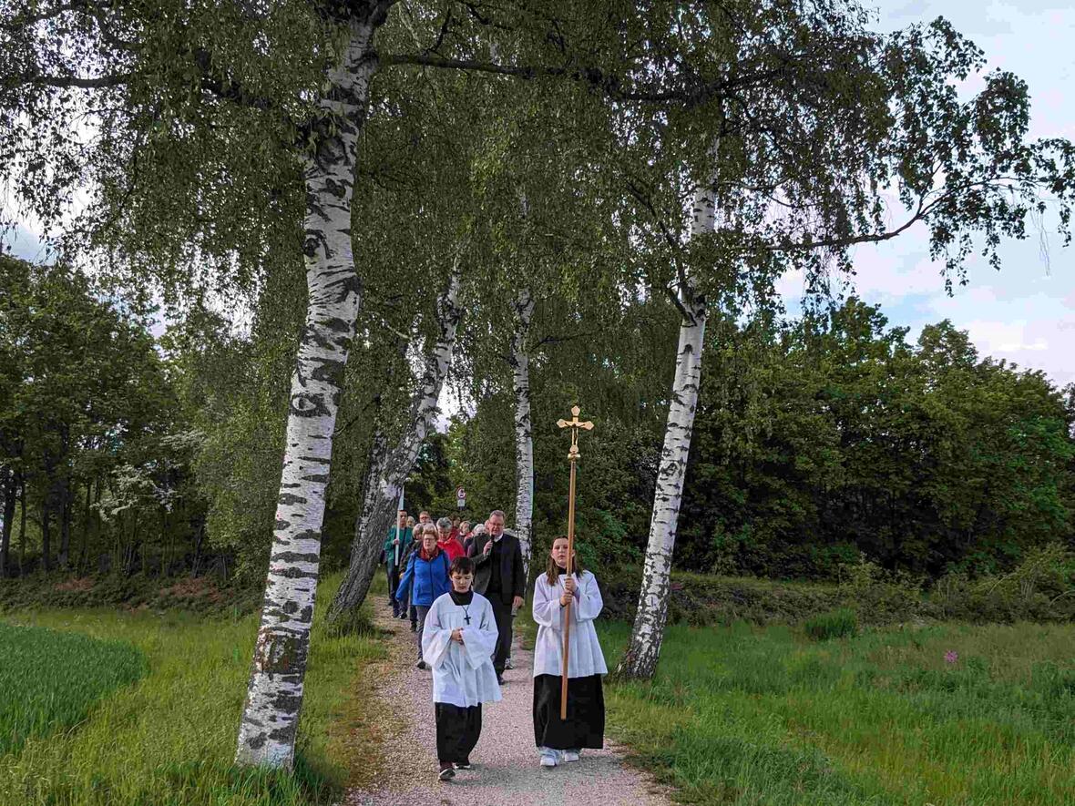 Ministranten gingen voran
