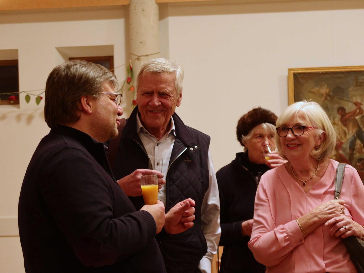 Ehejubilare Nach dem Gottesdienst ging´s zum Umtrunk in den Pfaarsaal.