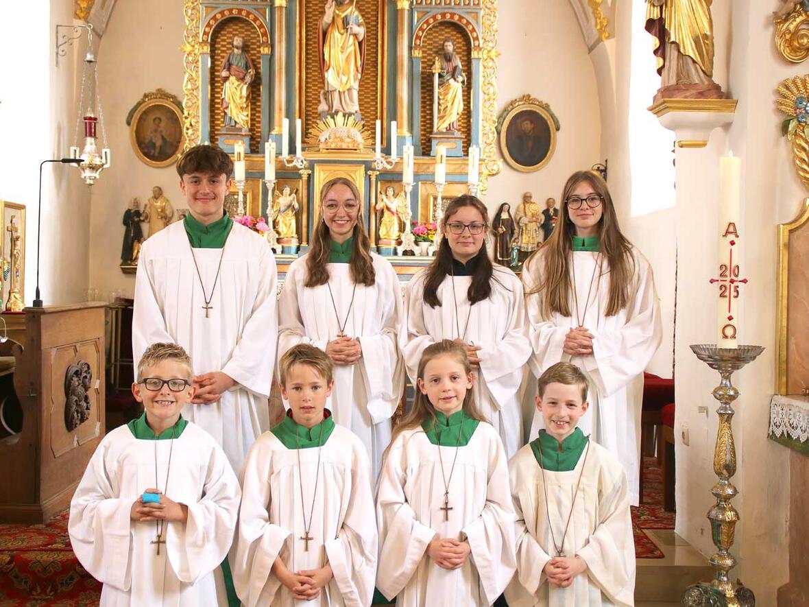 hinten v. links:	Philipp Neff, Veronika Vollnhals, Anna Kugler, Antonia Felbermeir
	vorne v. links:	Johannes Felbermeir, Leonard Rehm, Johanna Braun und Julian Braun