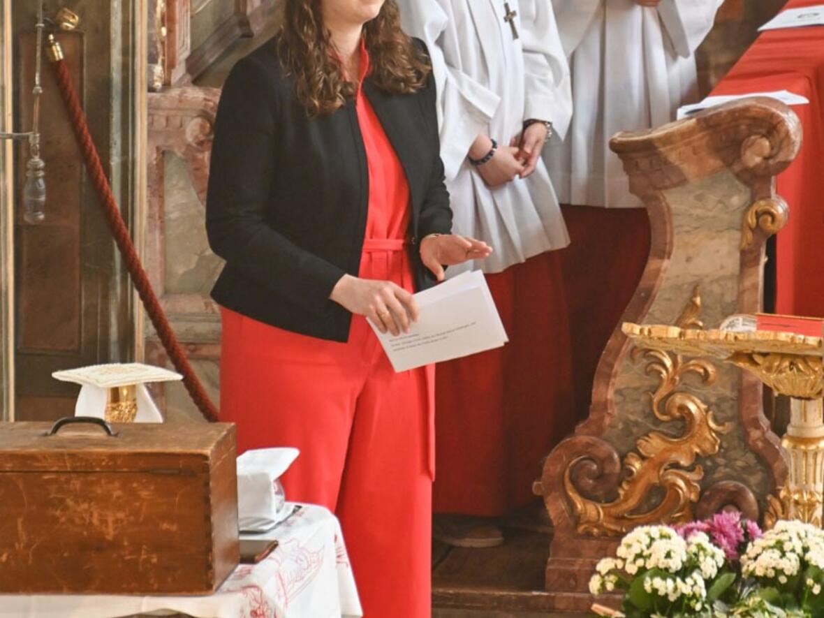 Laura - zufrieden mit den Firmlingen