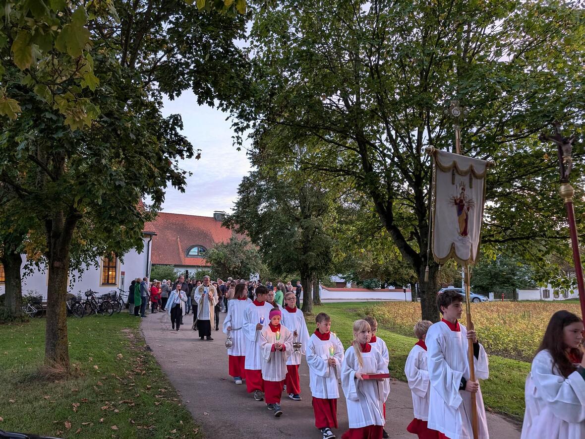 Am Kahlhof startet die Lichterprozession.