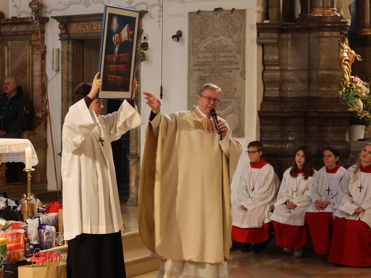 Das Bild von Sieger Köder stand im Mittelpunkt