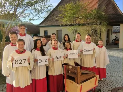 Lob für die fleißigen Ministranten.