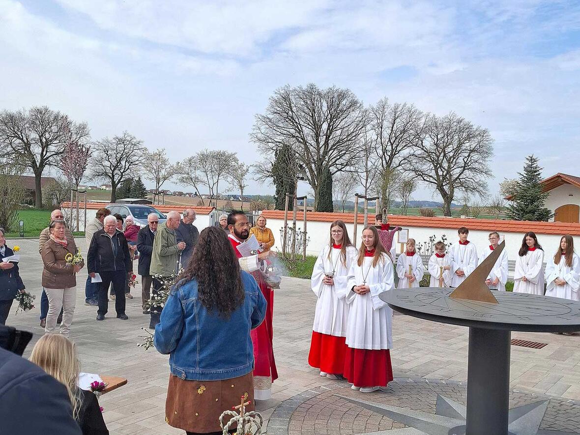 Osterfeierlichkeiten in Wagenhofen