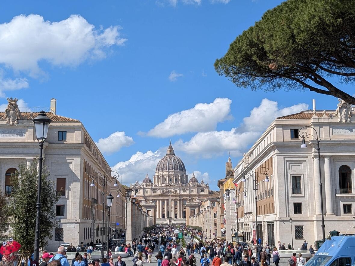 Pilgerreise Rom im Heiligen Jahr Blick entlang der Via della Consiliazione