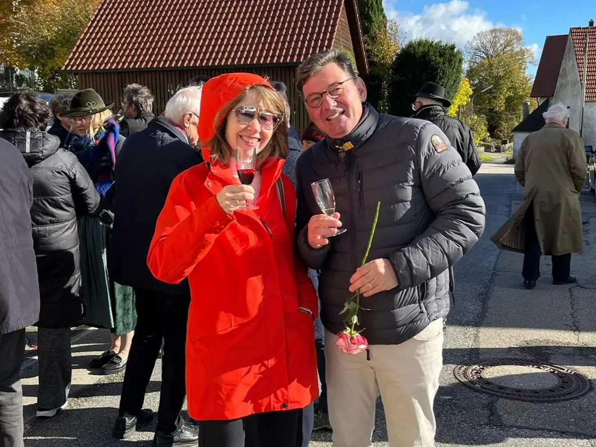Nach dem Gottesdienst lud der PGR zu einem Sektempfang