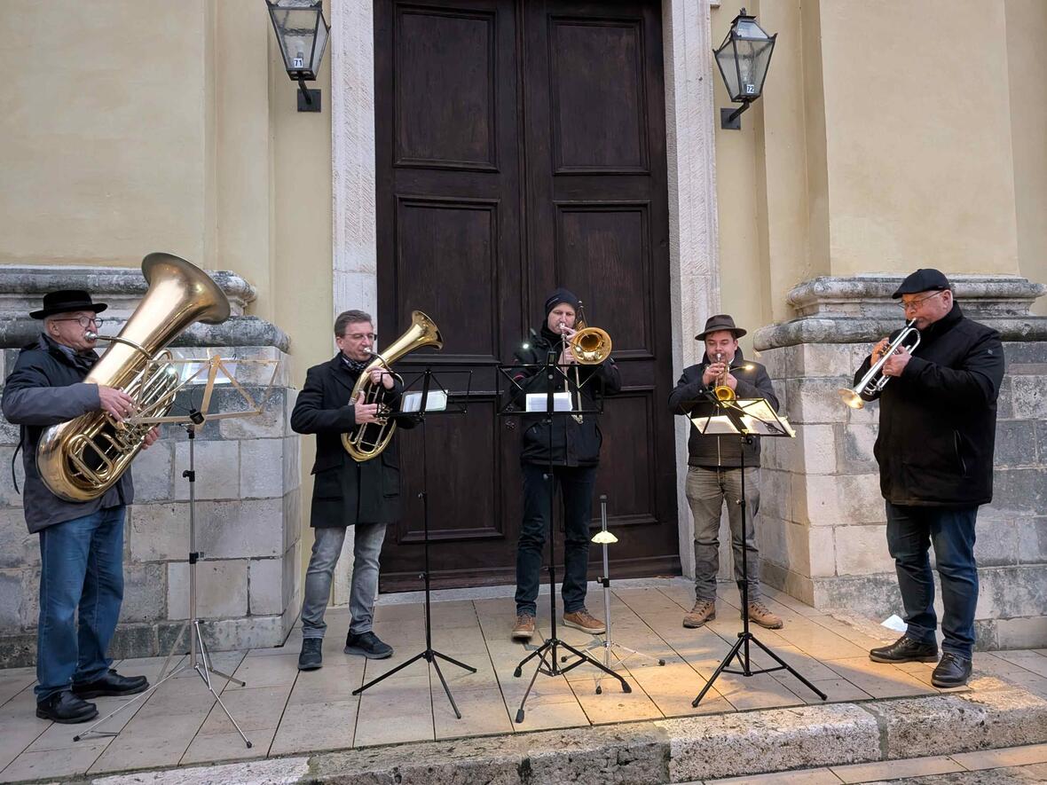 Musikalische Begleitung gab´s von Bläsern der Stadtkapelle
