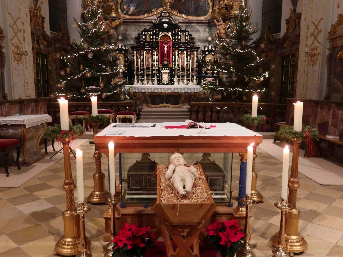 Das Kind in der Krippe - Zentrum aller weihnachtlichen Ansprachen