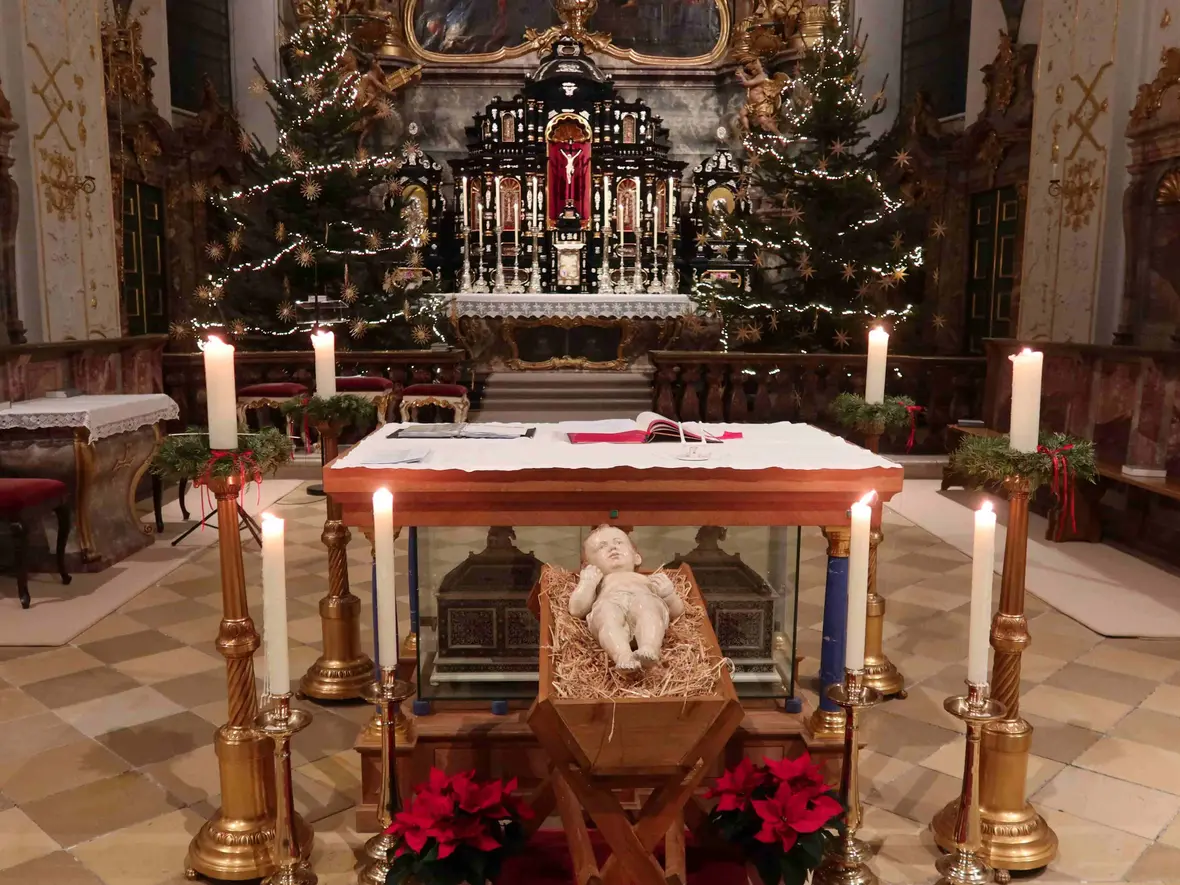 Das Kind in der Krippe - Zentrum aller weihnachtlichen Ansprachen