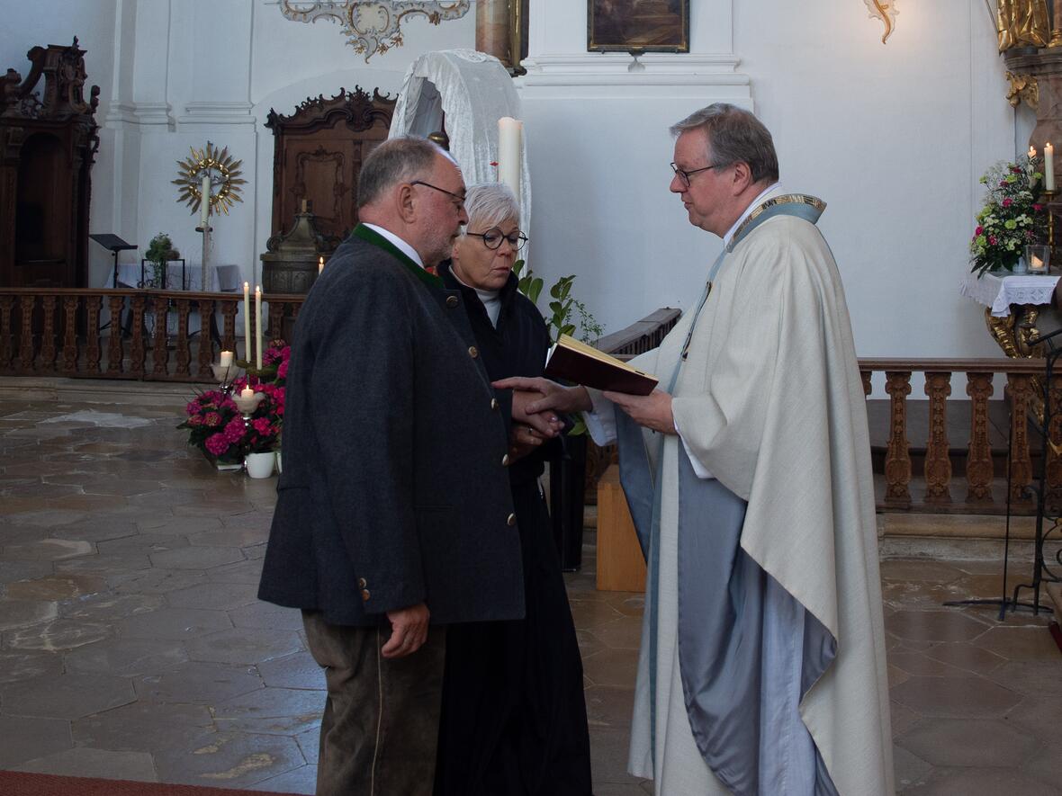 Im Rahmen des Festgottesdienstes: Segnung des Goldenen Brautpaars