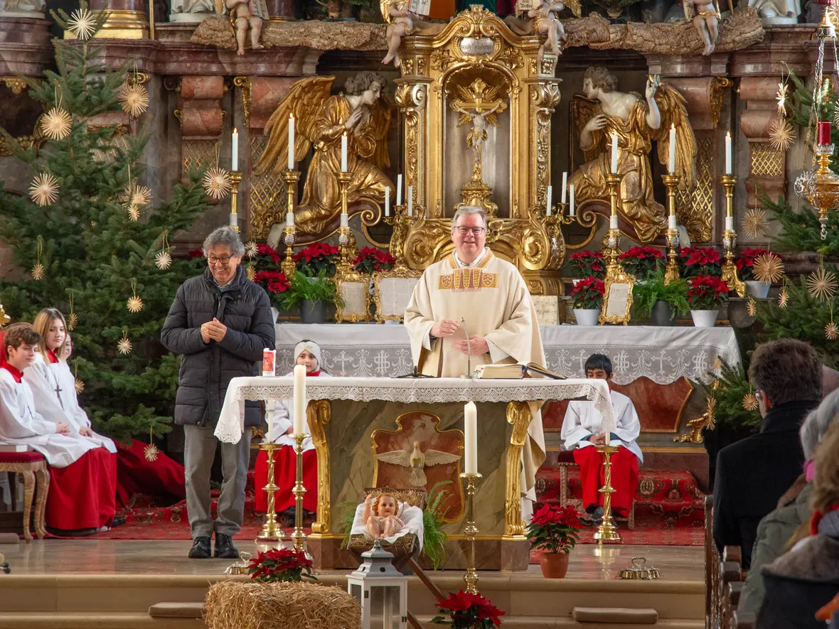 Pfarrer Herbert Kohler freut sich, dass Martin Knöferl beim Start ins Jubiläumsjahr dabei ist