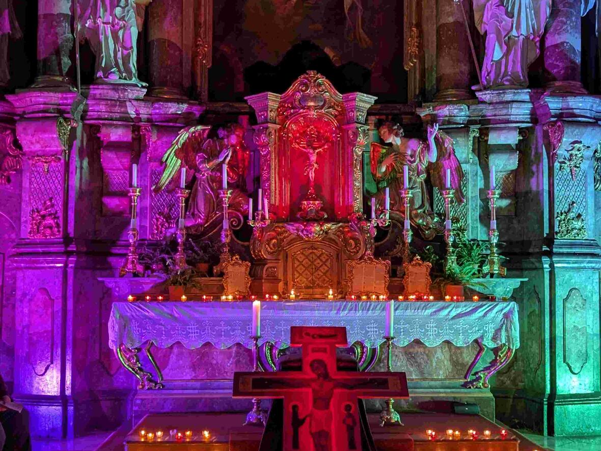 Einen wunderbaren Abschluss bildete um 22 Uhr das Taizé-Gebet.