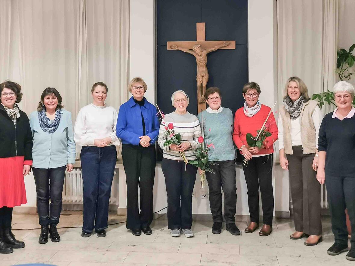 v. l.: Caroline Schönfelder, Susanne Stegmiller, Brigitte Mayer, Andelka Bagaric, Marianne Stößl, Rosi Böhm, Monika Schatzmann, Alberta Mayer, Claudia Leitenstern, Martina Dann, Margit Ettig (nicht im Bild: Eva Müller)                      