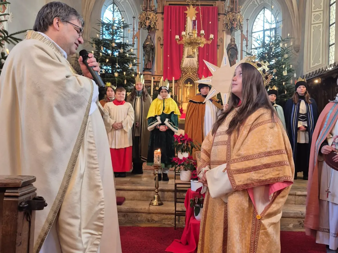 Pünktlich zur Sternsingeraktion gab´s für die Minis Verstärkung mit Alena Braun