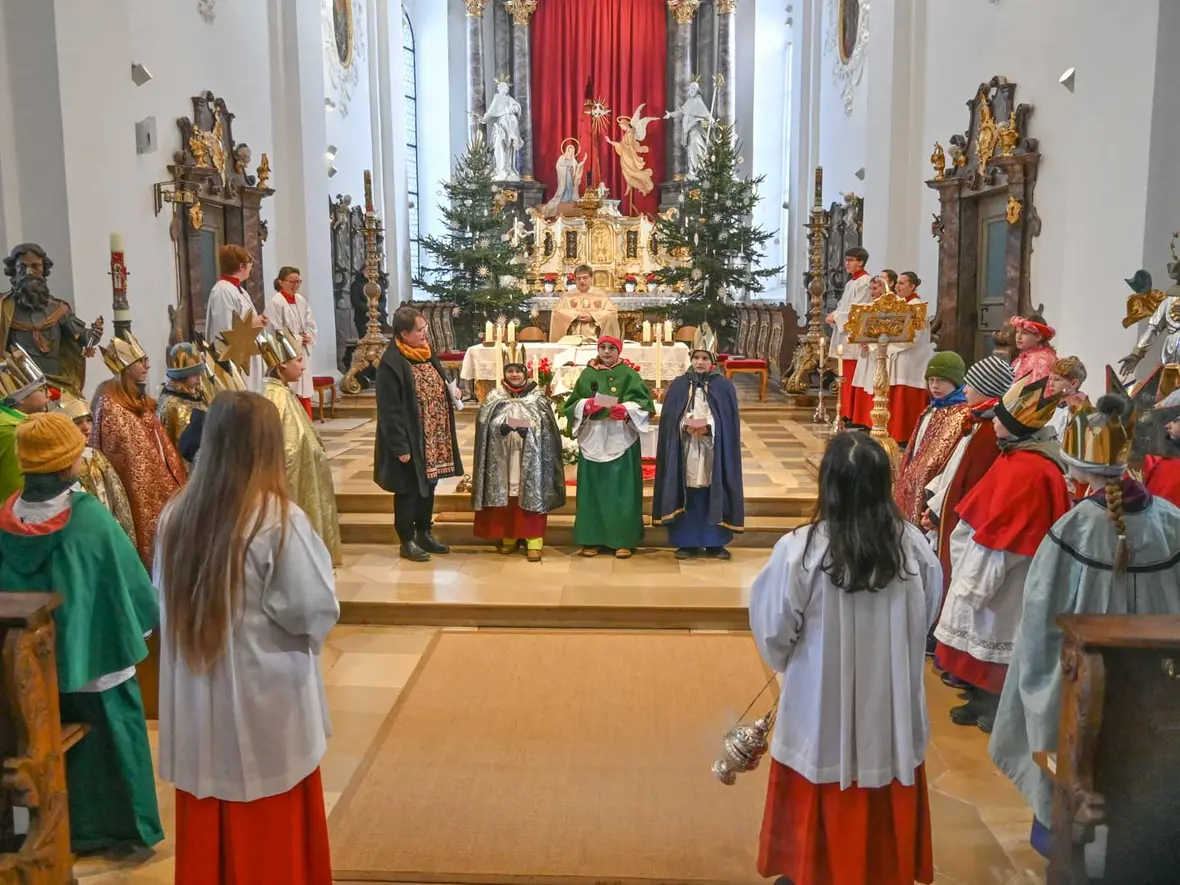 Sternsinger bei den Kyrie Rufen