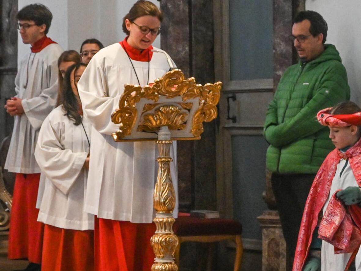 Unsere Oberministrantinnen bedankten sich bei allen Beteiligten. Hanna ... 