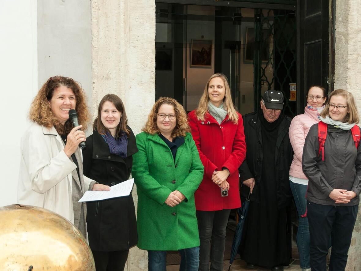 Barbara Thiel-Lintner mit dem Damenteam vom Staatlichen Bauamt Ingolstadt