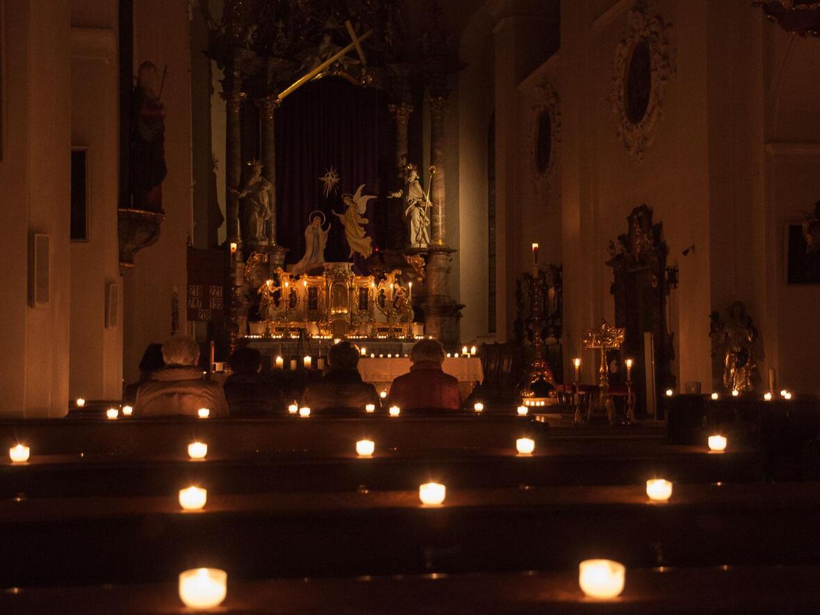 rorate-in-st-peter_lightbox