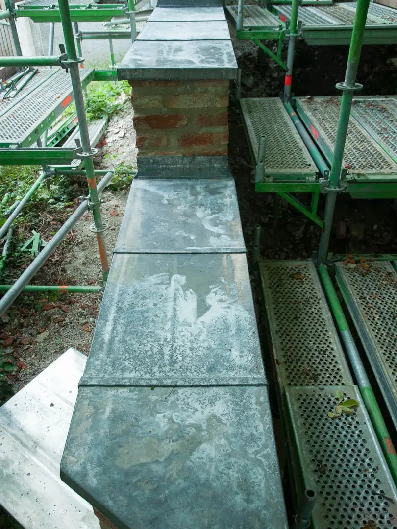 die-stuetzmauer-am-nachtberg_02_lightbox