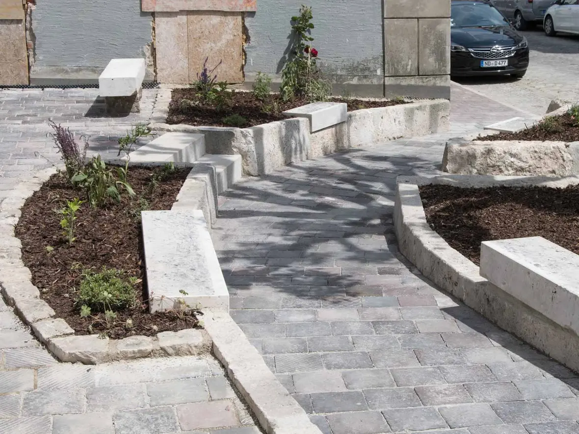 Der neue Fußweg für die Bürger und die Gäste der Stadt
