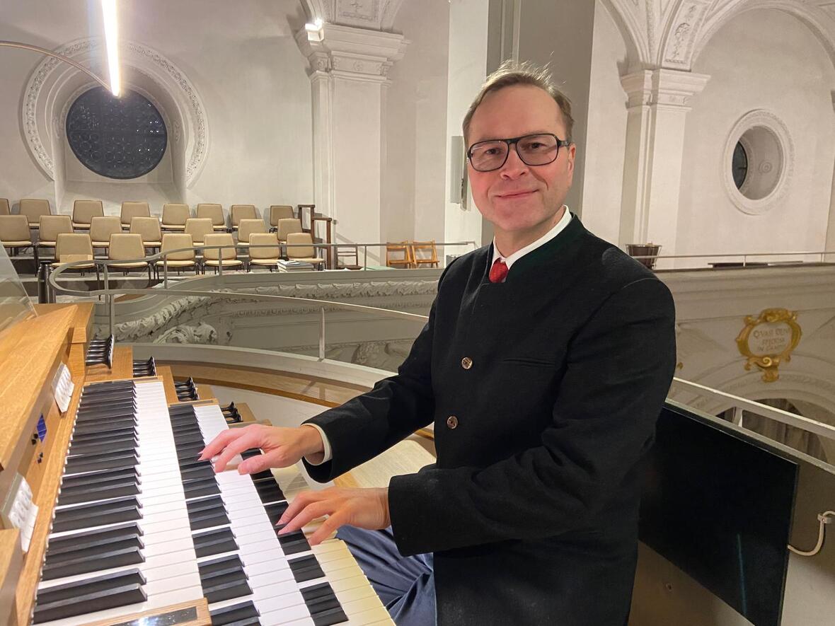 Marcus Sterk an der Orgel der Hofkirche