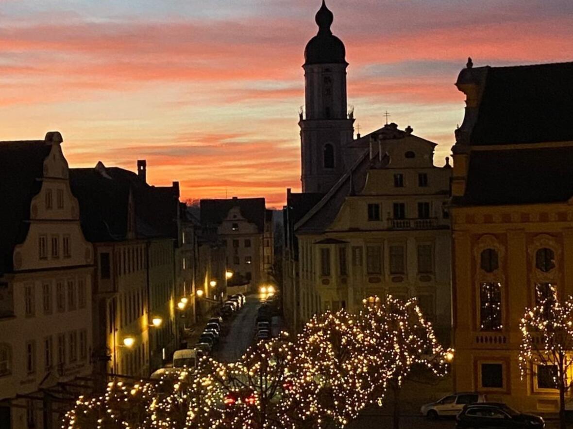 Die stimmungsvollen Bilder passten zur guten Stimmung in der Hofkirche.