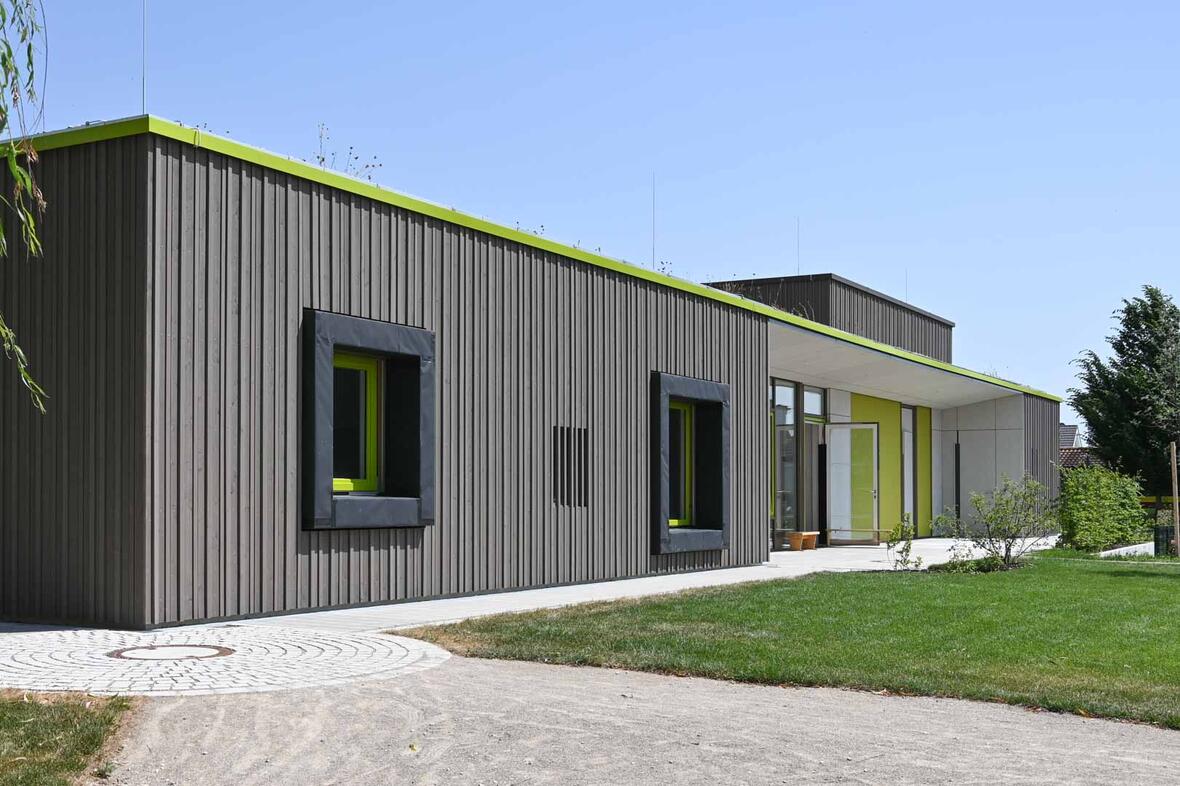 Die Westansicht des Neubaus